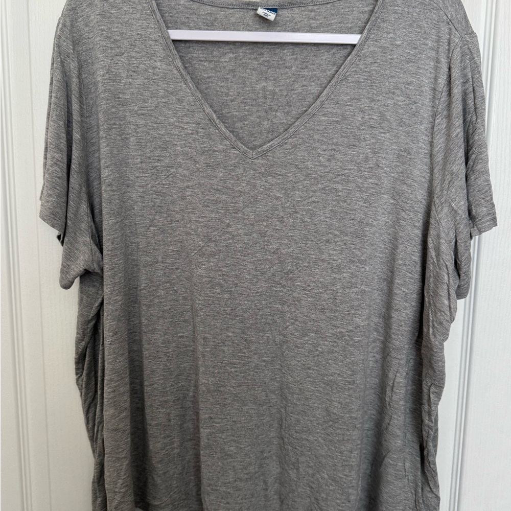 Old Navy Heather Gray V-Neck Tee